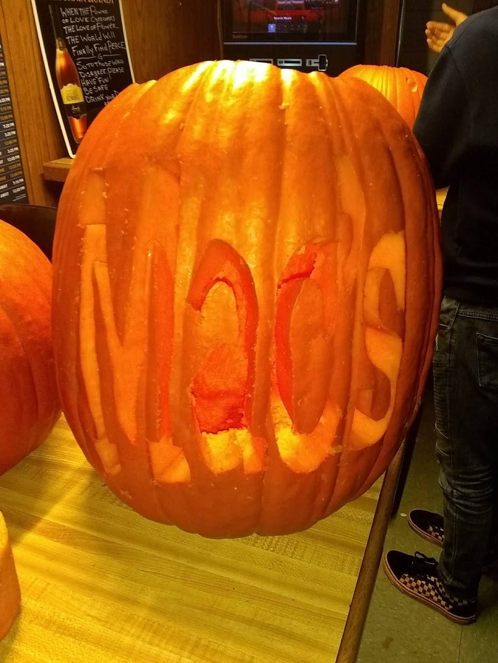 Macs Pub & Grub | restaurant | 140 E Main St, Merrimac, WI 53561, USA | 6084934782 OR +1 608-493-4782