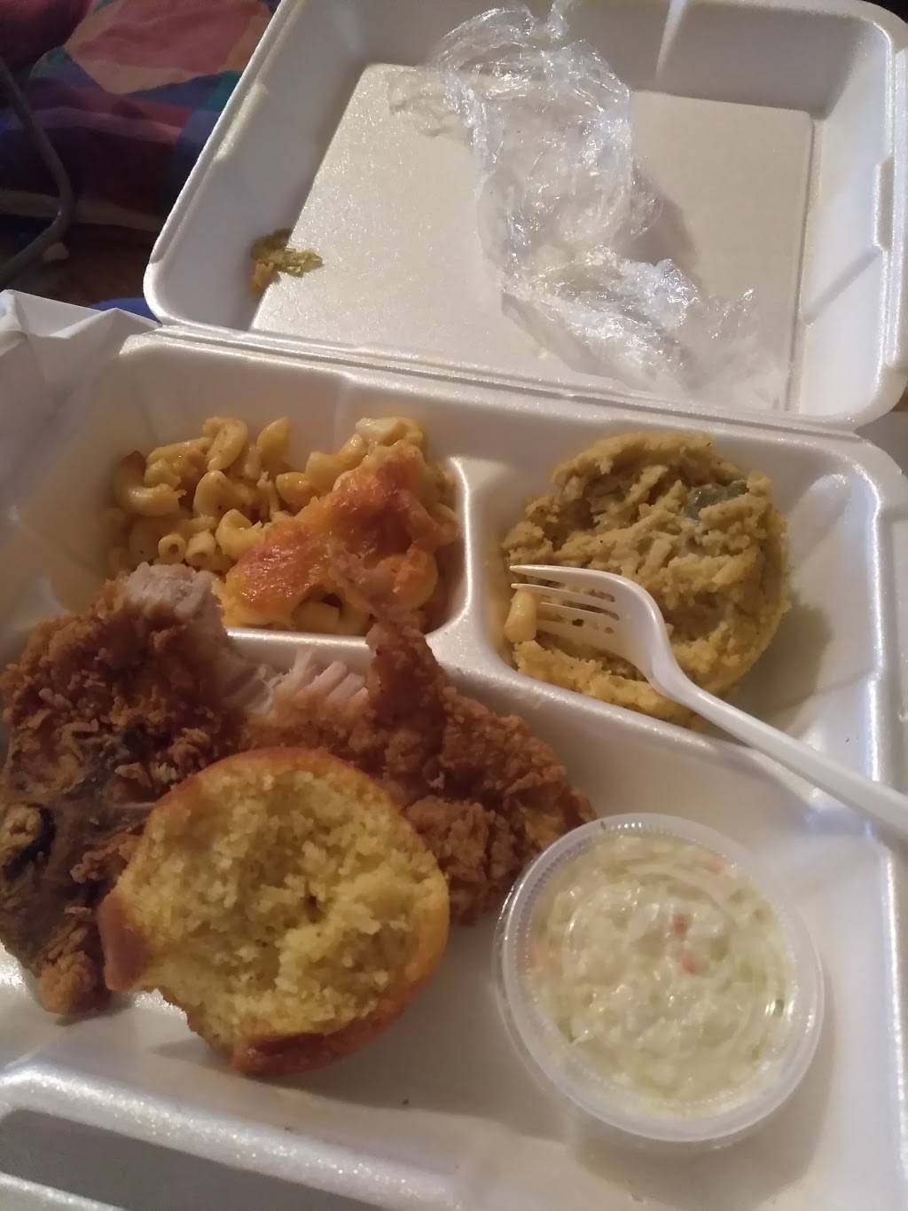 Kennys Ribs & Chicken | restaurant | 16825 Torrence Ave, Lansing, IL 60438, USA | 7088950411 OR +1 708-895-0411