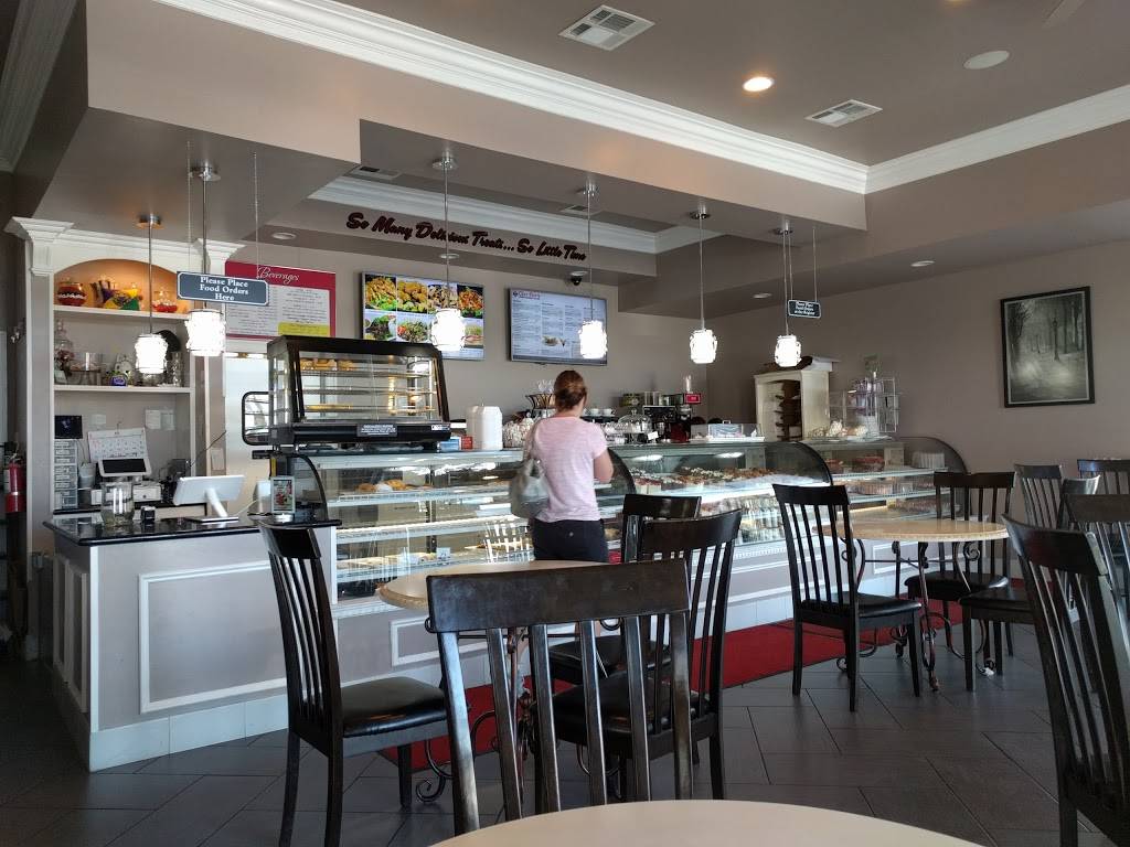 Chez Pierre French Bakery & Cafe | bakery | 3208 Clearview Pkwy, Metairie, LA 70006, USA | 5044673176 OR +1 504-467-3176