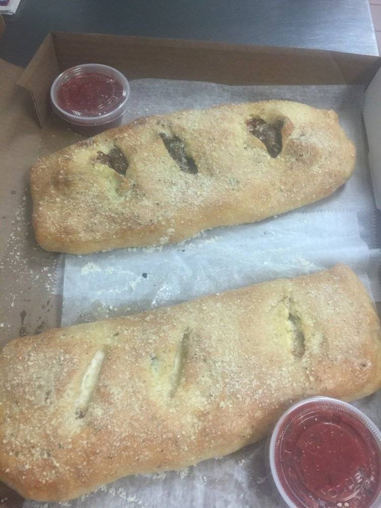 Little Italy Pizzaria | restaurant | 679 Burden Ave, Troy, NY 12180, USA | 5182727200 OR +1 518-272-7200