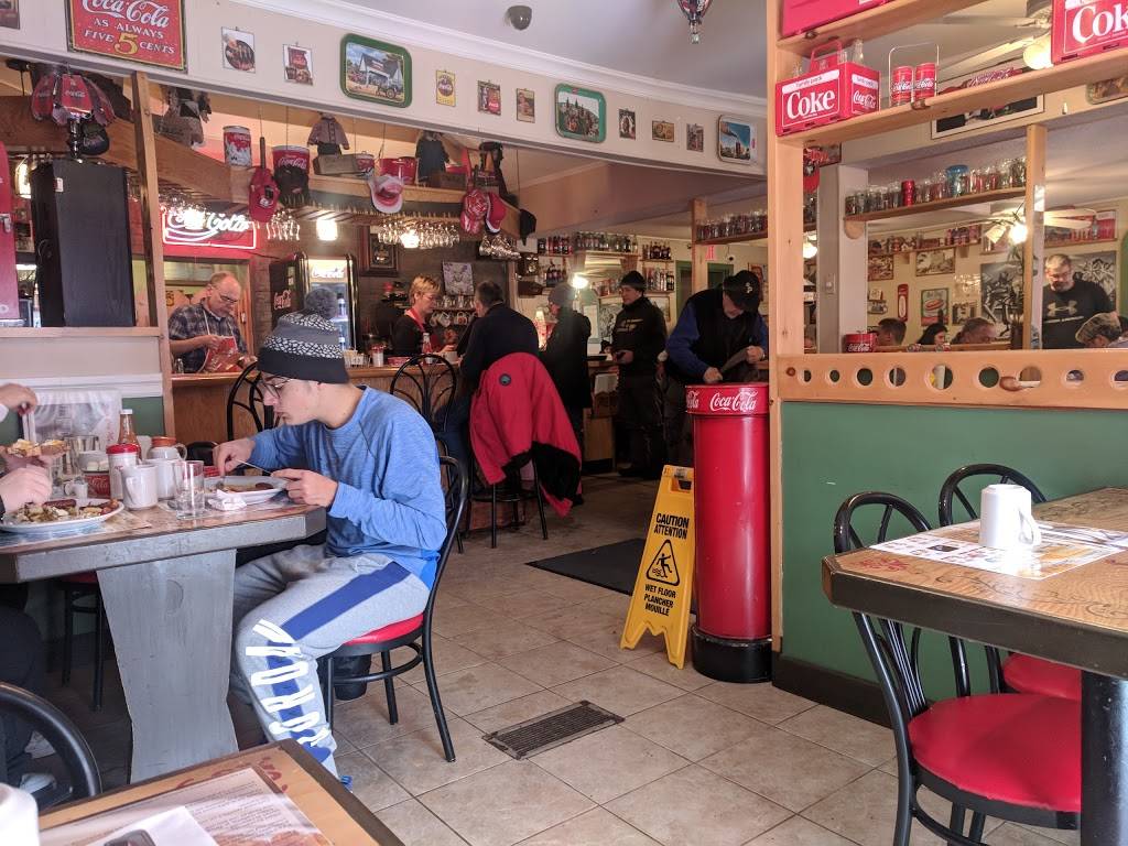 Resto Chez Mo-Nik | restaurant | 33 Boulevard Saint-Joseph, Gatineau, QC J8Y 3V8, Canada | 8197721277 OR +1 819-772-1277