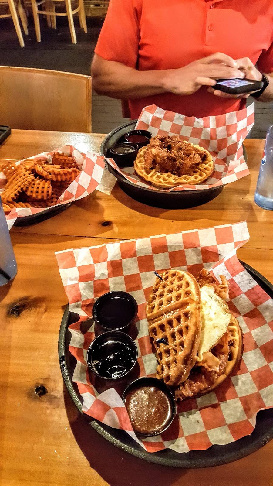 Coxs Hot Chicken | meal takeaway | 134 Spring St, Jeffersonville, IN 47130, USA | 8125903281 OR +1 812-590-3281