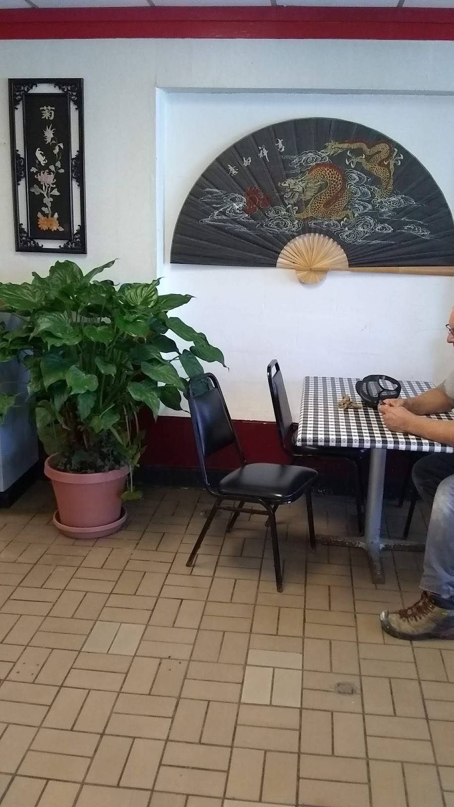 New Dragon One Chinese Restaurant | restaurant | 721 E Broad St, Columbus, OH 43203, USA | 6142239828 OR +1 614-223-9828