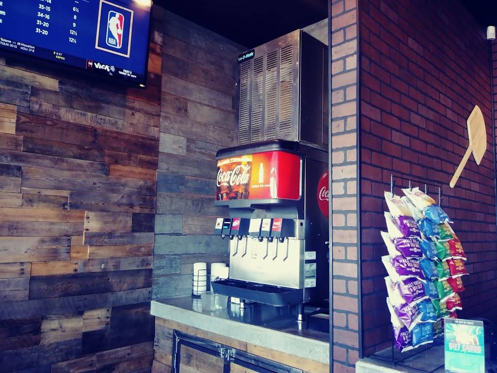 Twin Peaks Pizzeria | meal delivery | 7575 W Twin Peaks Rd, Tucson, AZ 85743, USA | 5207440411 OR +1 520-744-0411