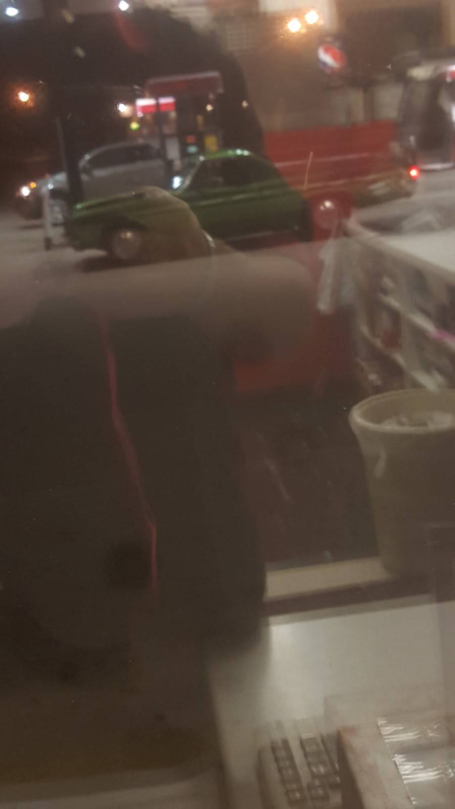 Subway | restaurant | 112 N Oak St, Williamsville, IL 62693, USA | 2175664324 OR +1 217-566-4324