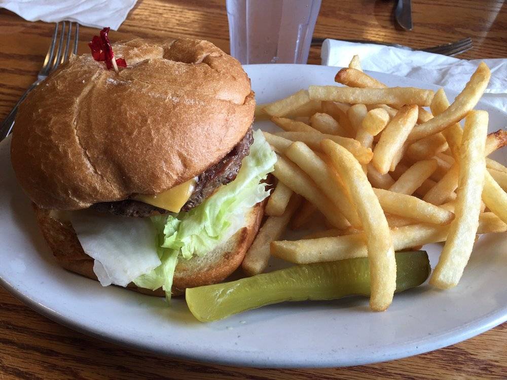Hometown Restaurant | restaurant | 708 Harrison Ave, Centralia, WA 98531, USA | 3607360359 OR +1 360-736-0359