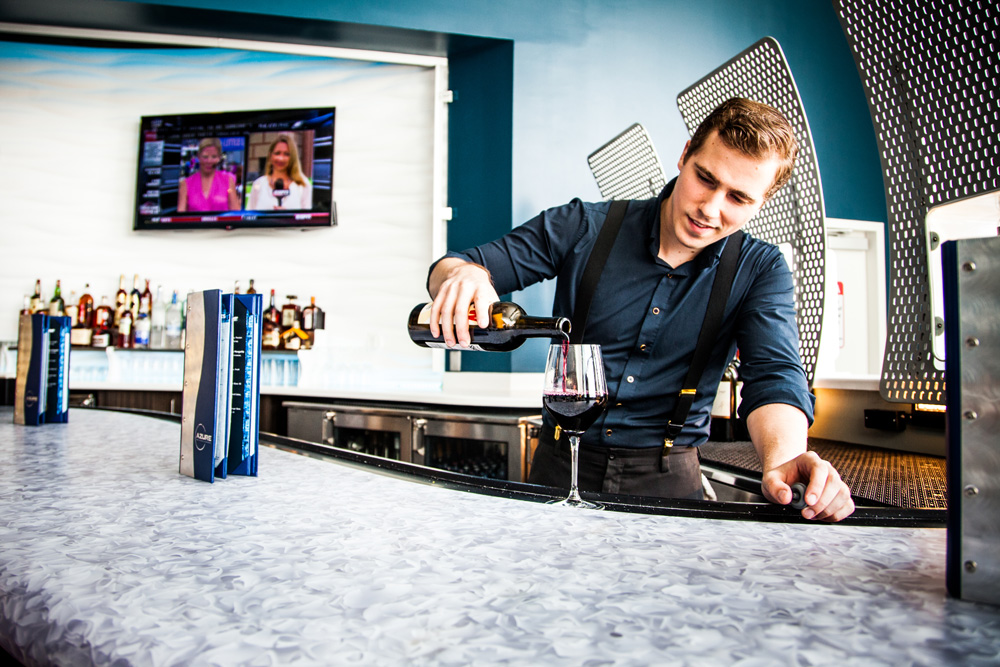 Sky Azure | restaurant | 7050 Friendship Rd, Baltimore, MD 21240, USA | 4439556787 OR +1 443-955-6787