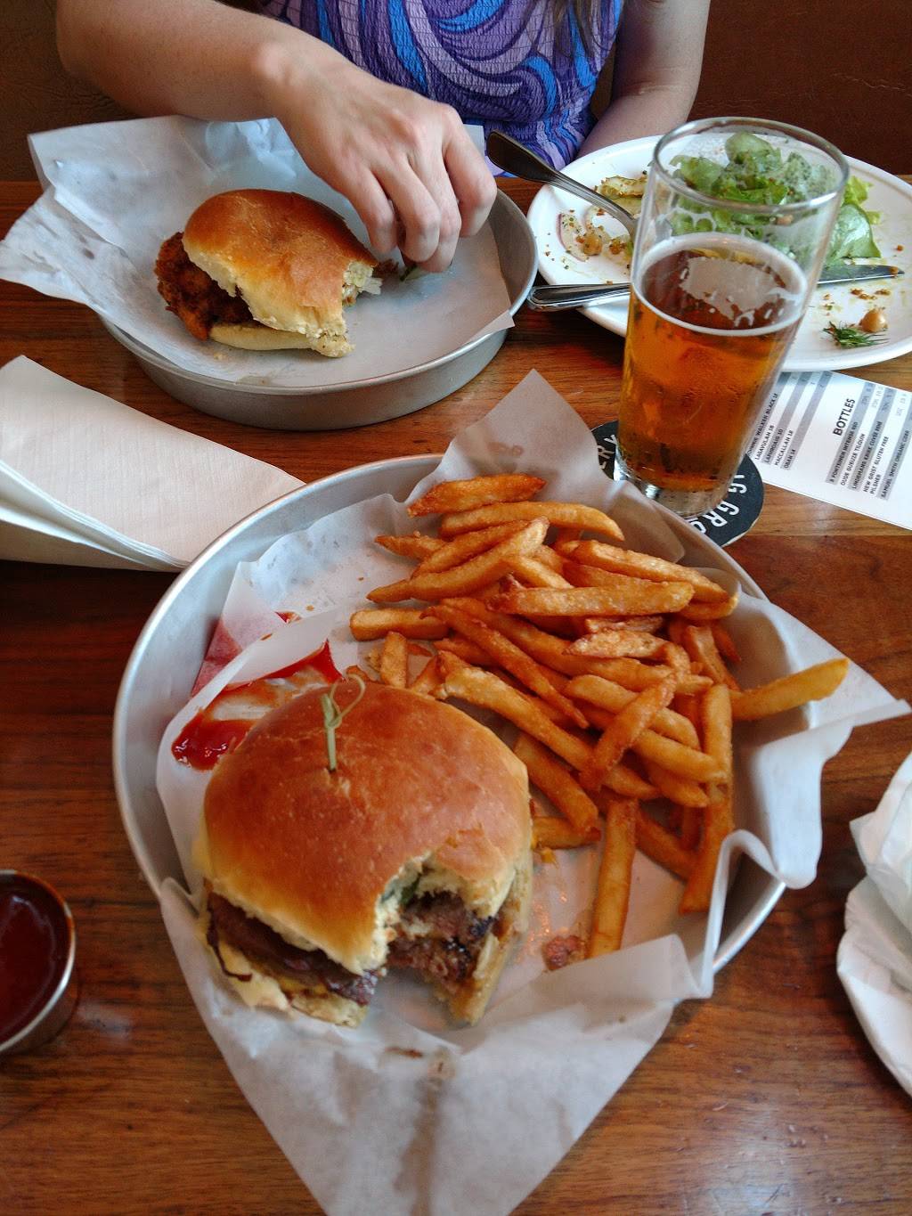 Big Grove Brewpub | restaurant | 101 W Main St, Solon, IA 52333, USA | 3196242337 OR +1 319-624-2337