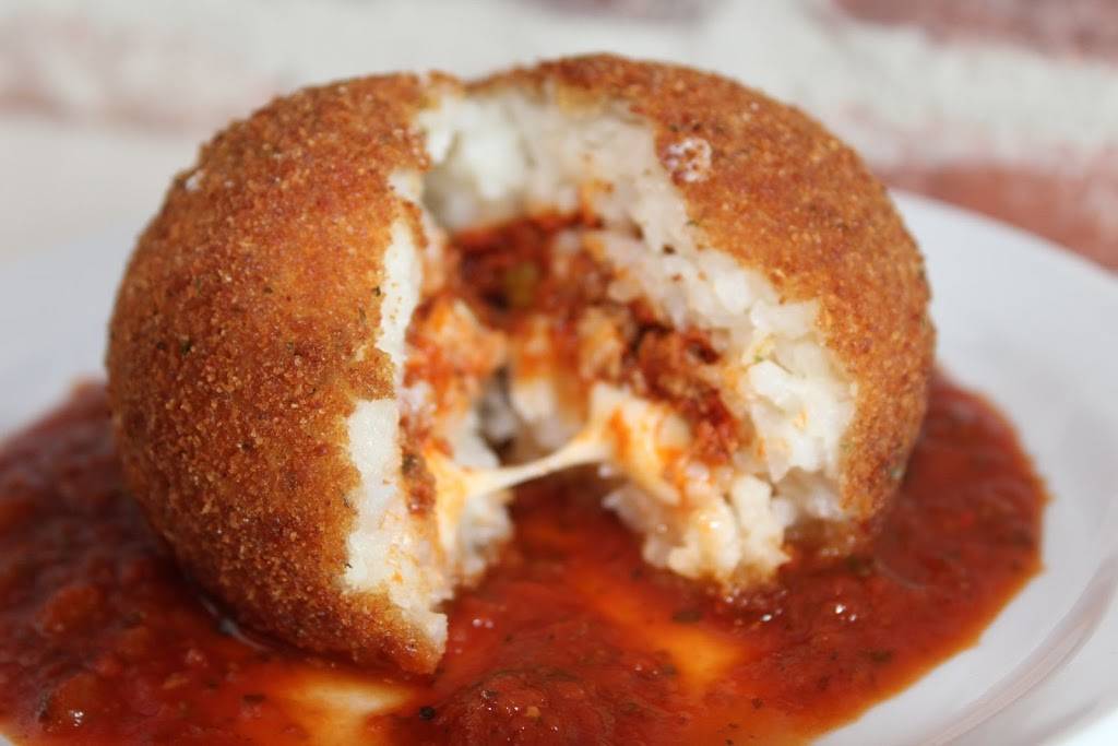 Tre Amici Panini & Pizzeria | restaurant | 627 Fortune Crescent, Kingston, ON K7P 0L5, Canada | 6136343313 OR +1 613-634-3313