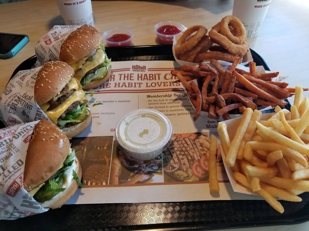 The Habit Burger Grill | restaurant | 2005 Cleveland Ave, Santa Rosa, CA 95401, USA | 7072306744 OR +1 707-230-6744