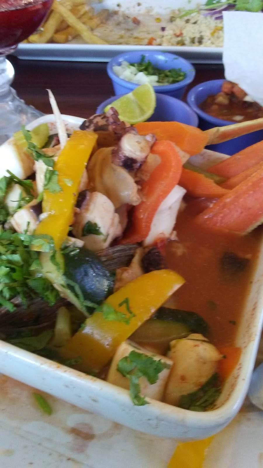 El Siete Mares Montebello | restaurant | 6307 Whittier Blvd, Los Angeles, CA 90022, USA | 3237212741 OR +1 323-721-2741