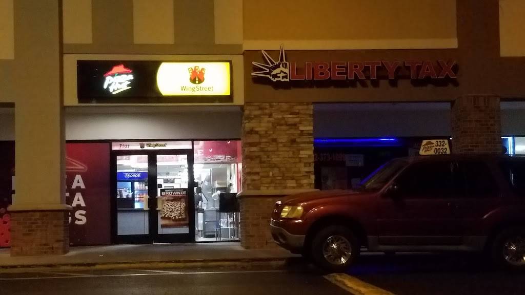 Pizza Hut | restaurant | 7331 NW 4th Blvd, Gainesville, FL 32607, USA | 3523320032 OR +1 352-332-0032