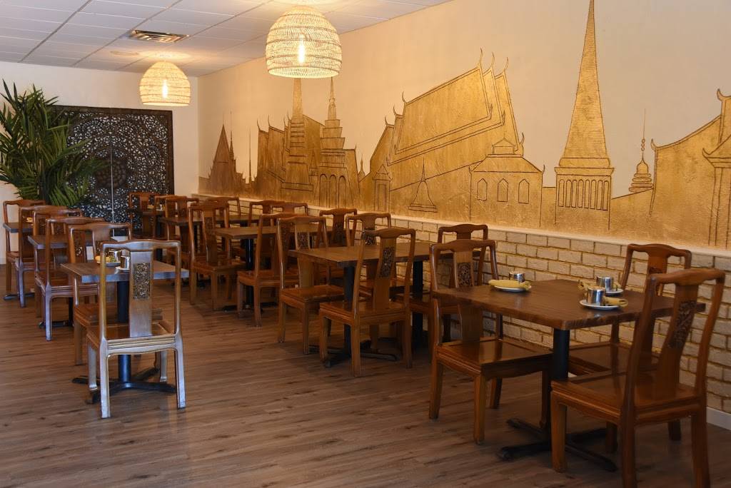 Little Siam | restaurant | 208 W Wisconsin Ave, Neenah, WI 54956, USA | 9202156537 OR +1 920-215-6537