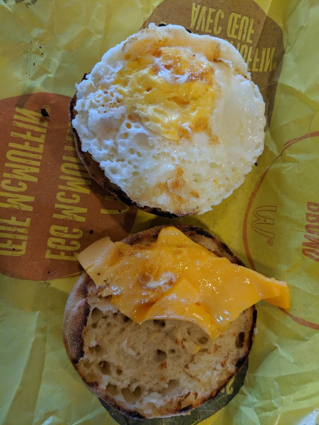 McDonalds | cafe | 1850 Baseline Rd, Nepean, ON K2L 0C6, Canada | 6137235719 OR +1 613-723-5719