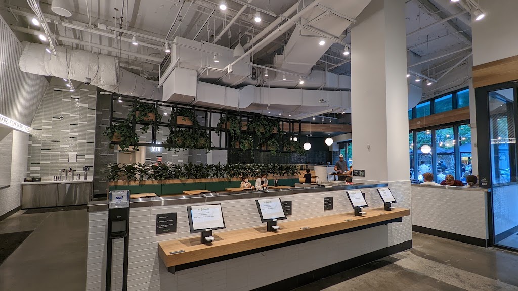 Shake Shack Mosaic District | restaurant | 2911 District Ave Suite 110, Fairfax, VA 22031, USA | 5713076701 OR +1 571-307-6701