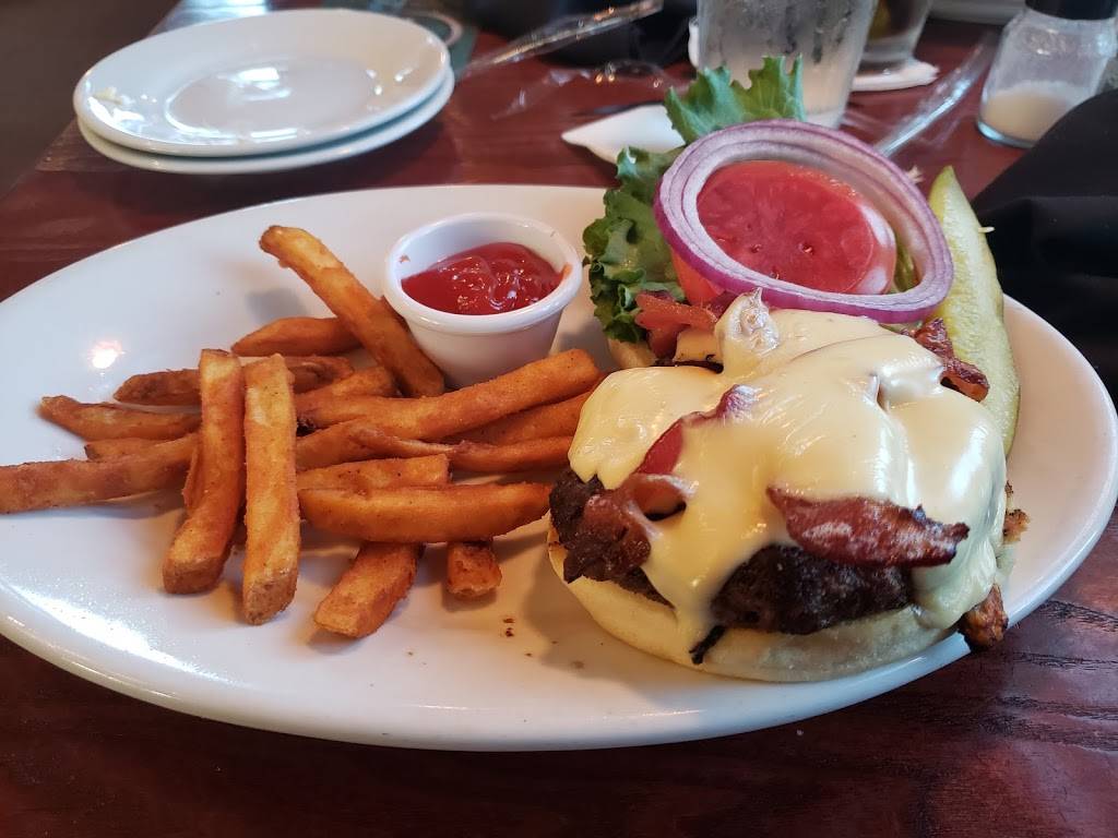 Stonewood Grill & Tavern | restaurant | 2150 Lpga Blvd, Daytona Beach, FL 32117, USA | 3865068464 OR +1 386-506-8464