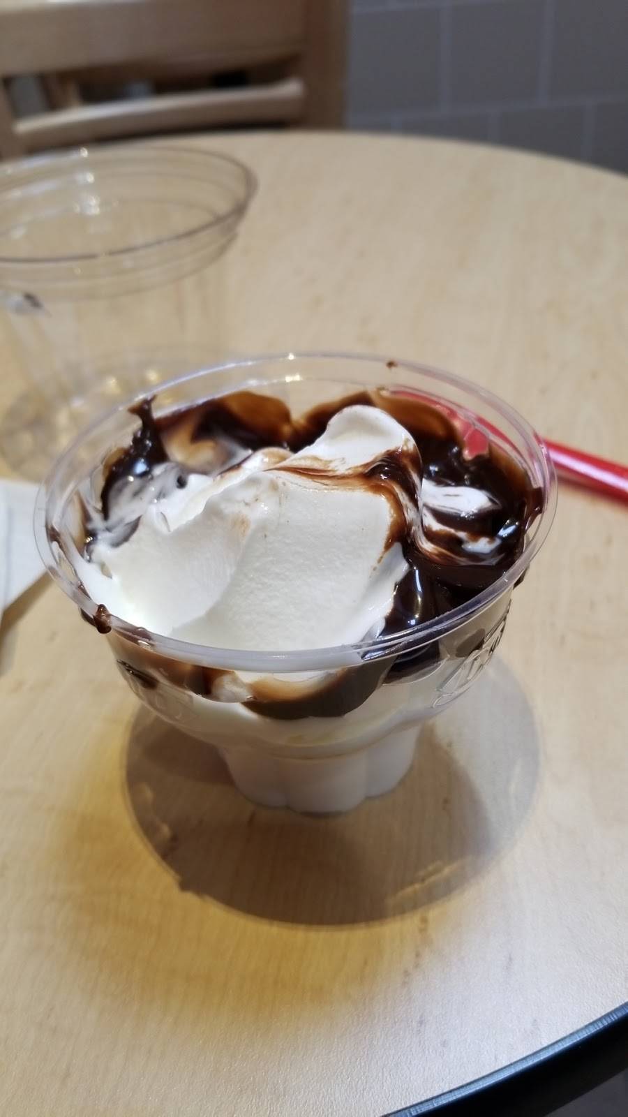 Dairy Queen Grill & Chill | restaurant | 185 Peosta St, Peosta, IA 52068, USA | 5635834646 OR +1 563-583-4646