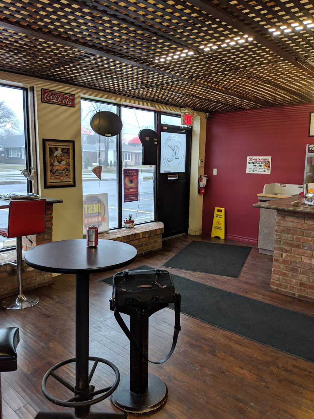 Konstantino Pizzeria | restaurant | 350 Lacroix St #3, Chatham, ON N7M 2W3, Canada | 5193581112 OR +1 519-358-1112