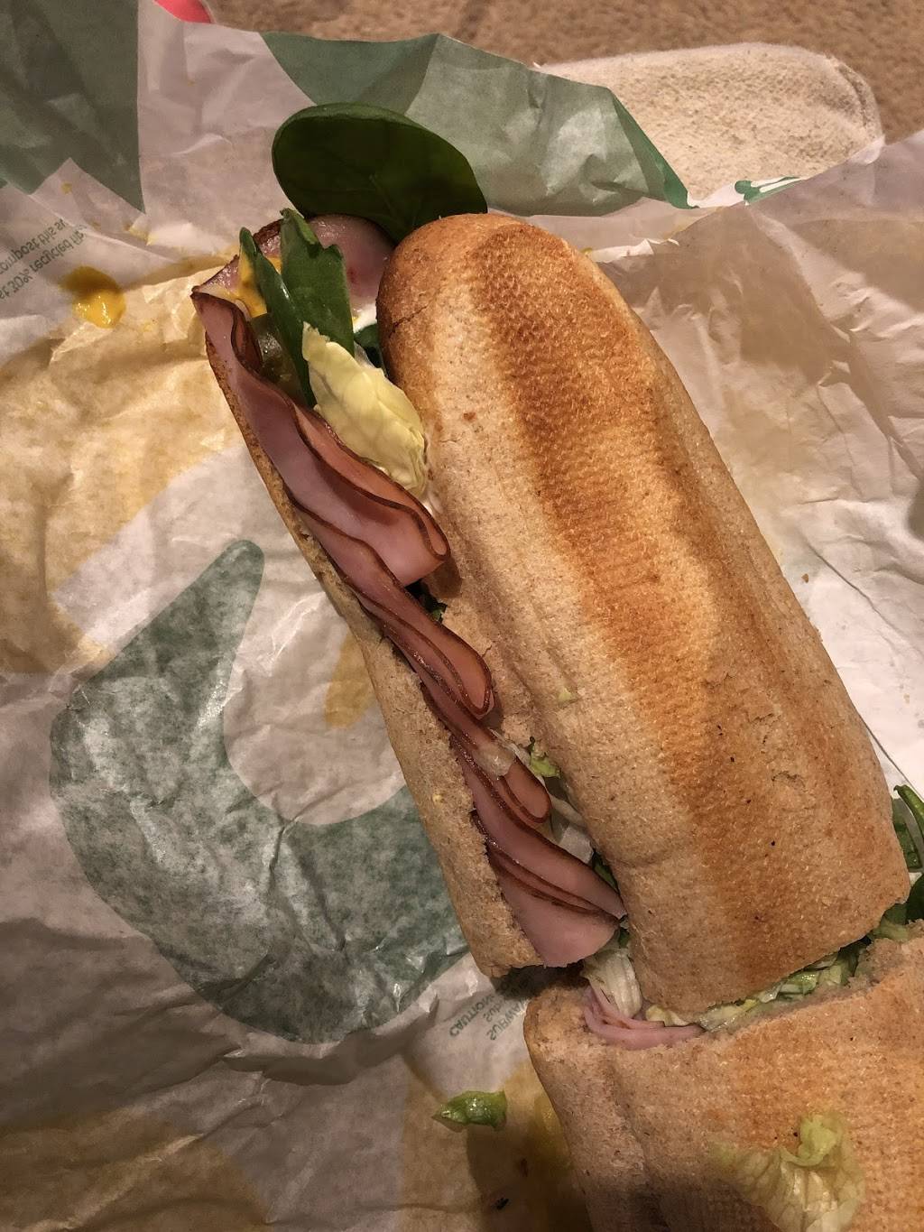 Subway | meal takeaway | 600 North, MO-7, Blue Springs, MO 64015, USA | 8162287007 OR +1 816-228-7007