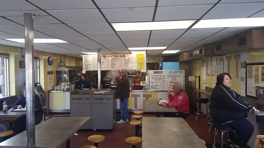 Elliots Hot Dogs | restaurant | 37 Elliott St, Lowell, MA 01852, USA | 9784583179 OR +1 978-458-3179