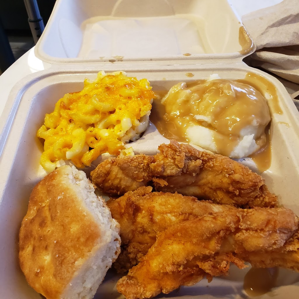 Paschals | restaurant | Concourse B, 6000 N Terminal Rd T120, Atlanta, GA 30320, USA | 4047670632 OR +1 404-767-0632