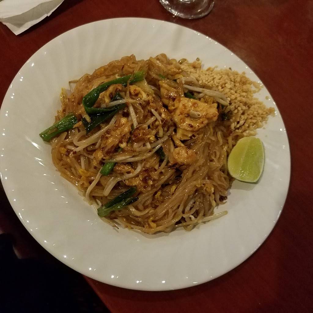 3 Ladies Thai Cuisine | restaurant | 1035 Vandercar Way #800, Florence, KY 41042, USA | 8595342719 OR +1 859-534-2719