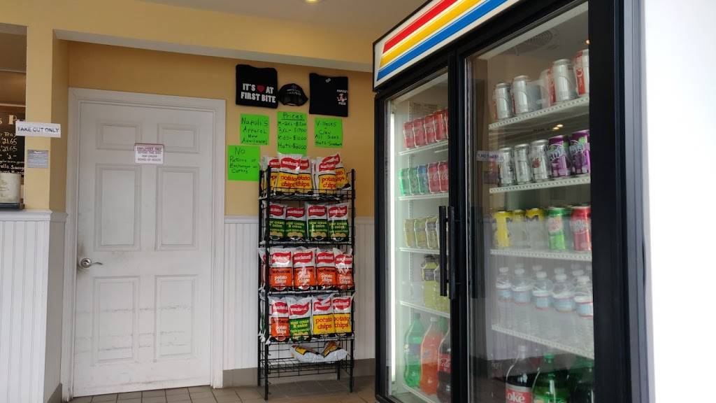 Napolis Pizza | meal takeaway | 146 White St, Haverhill, MA 01830, USA | 9783730049 OR +1 978-373-0049