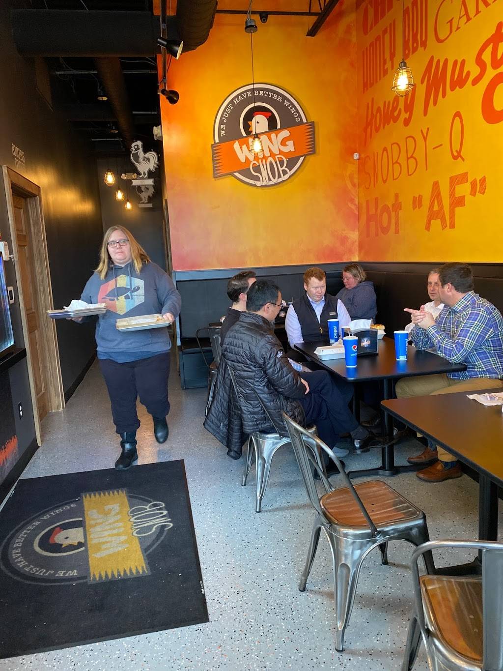 Wing Snob | restaurant | 7370 Sawmill Rd P, Columbus, OH 43235, USA | 6149329464 OR +1 614-932-9464