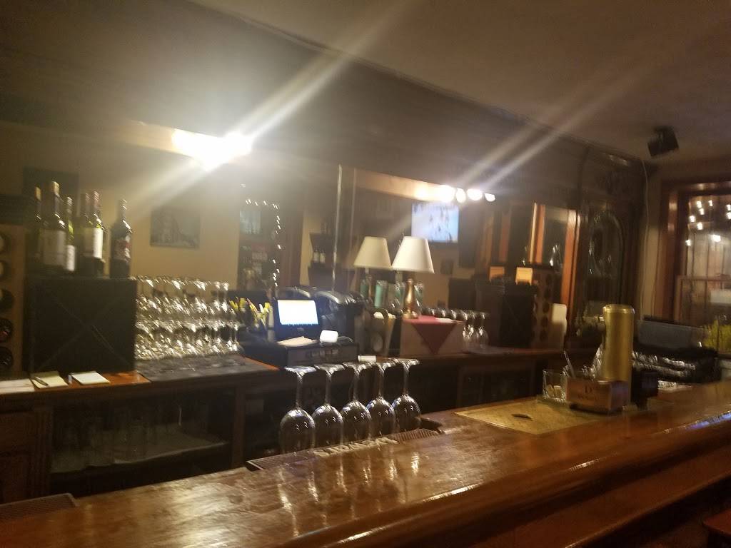 The Corner Bistro & Wine Bar | restaurant | 213 Penn St, Baltimore, MD 21230, USA | 4107271155 OR +1 410-727-1155