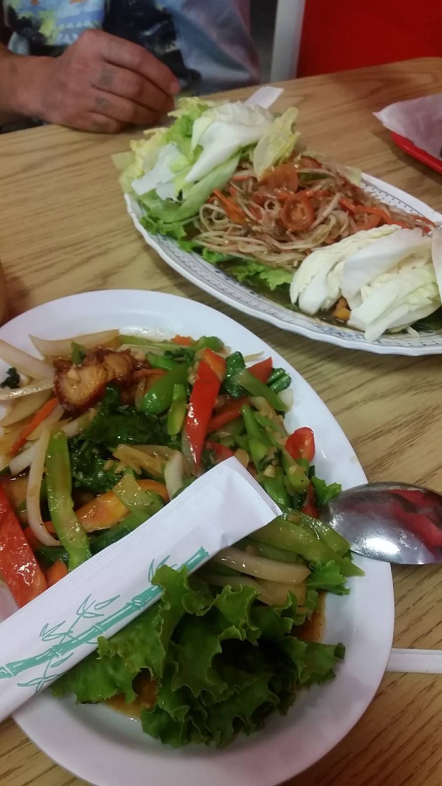 Thaiphuket | meal takeaway | 1830 N First St, Fresno, CA 93703, USA | 5597096707 OR +1 559-709-6707