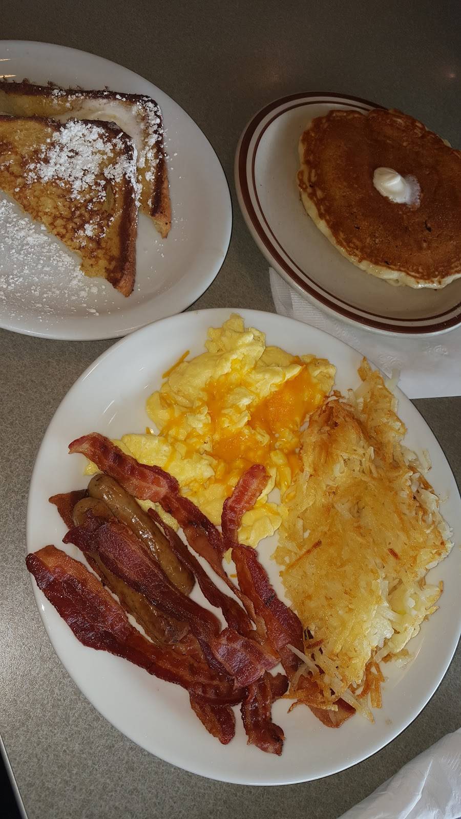 Dennys | restaurant | 7300 Washington Ave, Houston, TX 77007, USA | 7138626877 OR +1 713-862-6877