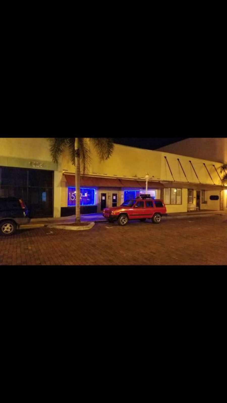 The Lucky Screw | restaurant | 1527 Hendry St, Fort Myers, FL 33901, USA | 2393344441 OR +1 239-334-4441