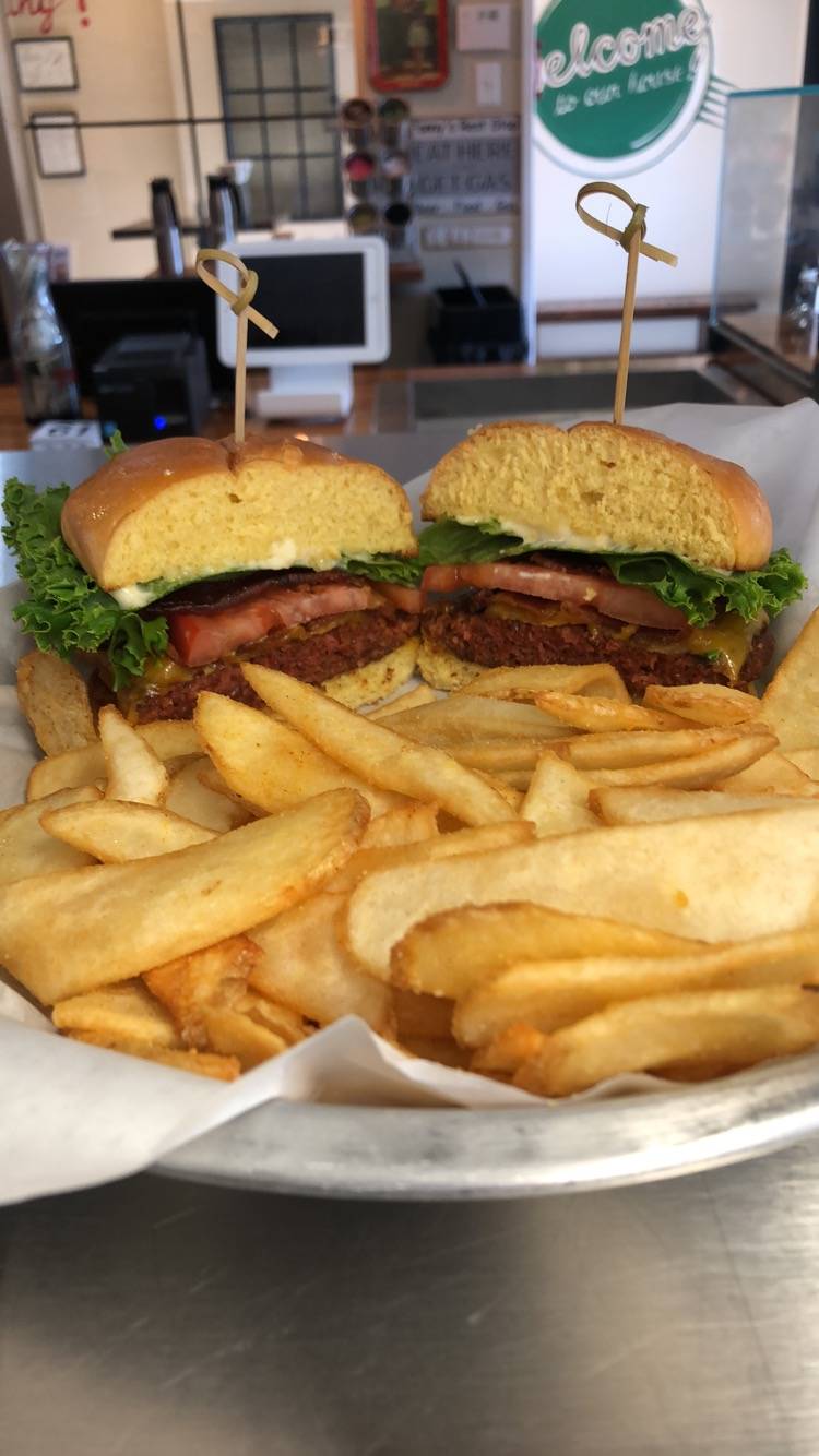 Black Coffee Draft House | restaurant | 6032 Frazier Mountain Park Rd, Frazier Park, CA 93225, USA | 6613208183 OR +1 661-320-8183