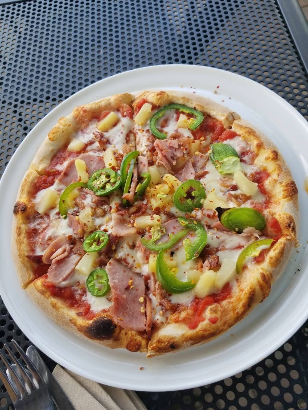 Pizza Cucinova | restaurant | 79 S State St, Westerville, OH 43081, USA | 6144234282 OR +1 614-423-4282