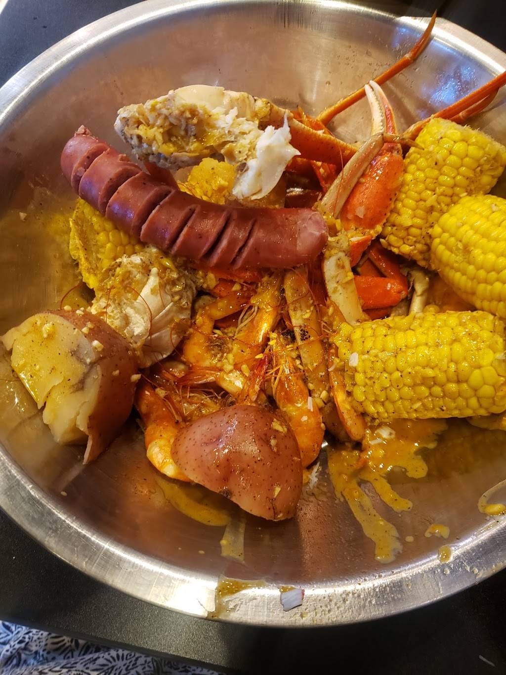 Kray Cray Cajun House | restaurant | 4160 S Sam Houston Pkwy W, Houston, TX 77053, USA | 7134139999 OR +1 713-413-9999