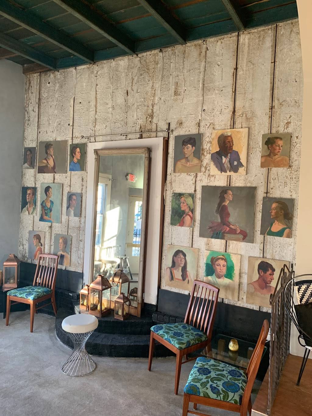 Luna Libre | restaurant | 3600 St Claude Ave, New Orleans, LA 70117, USA | 5042371284 OR +1 504-237-1284