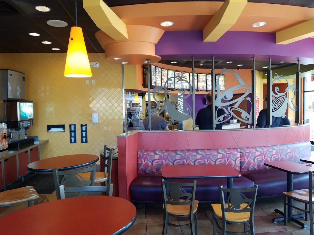 Taco Bell | meal takeaway | 695 W Southview Dr, Martinsville, IN 46151, USA | 7653426187 OR +1 765-342-6187