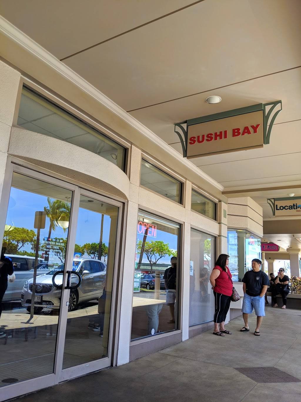 Sushi Bay | restaurant | 590 Farrington Hwy #130, Kapolei, HI 96707, USA | 8086939922 OR +1 808-693-9922