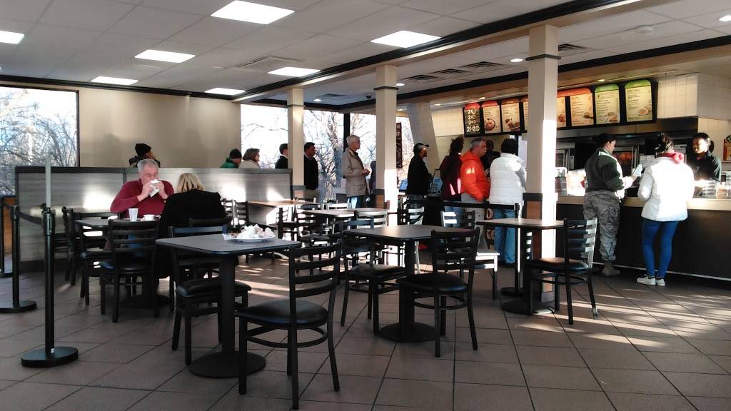 Boston Market | restaurant | 3130 Kirkwood Hwy, Wilmington, DE 19808, USA | 3029981602 OR +1 302-998-1602