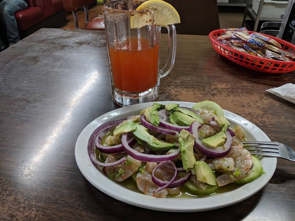 El Marinero | restaurant | 1239 Crows Landing Rd, Modesto, CA 95351, USA | 2095499310 OR +1 209-549-9310