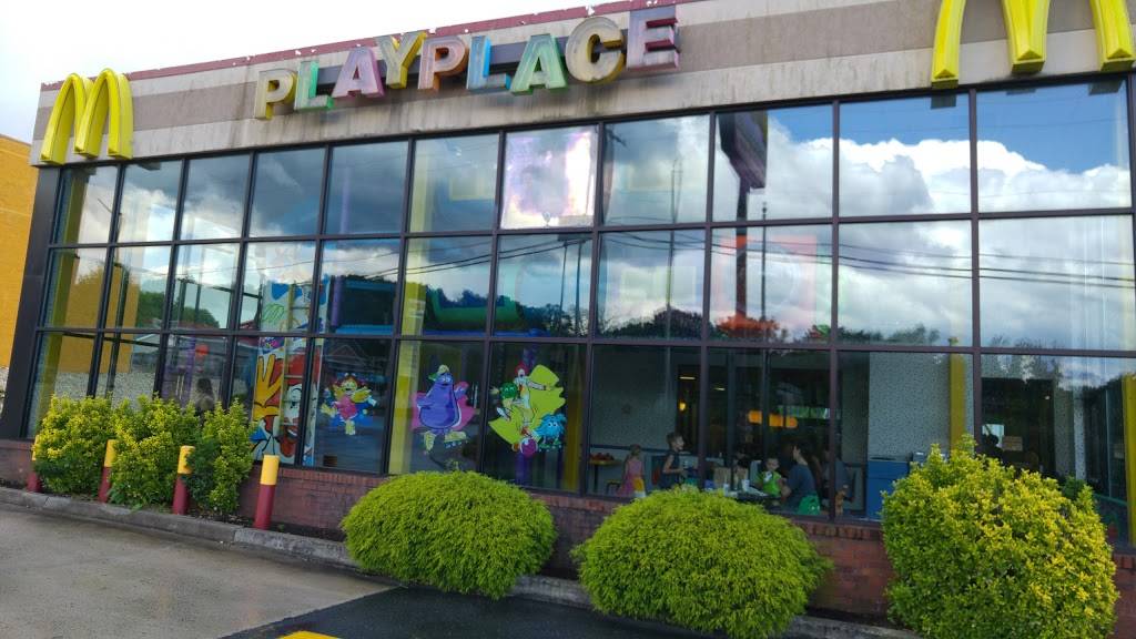 McDonalds | cafe | 427 Suedberg Rd, Pine Grove, PA 17963, USA | 5703456400 OR +1 570-345-6400