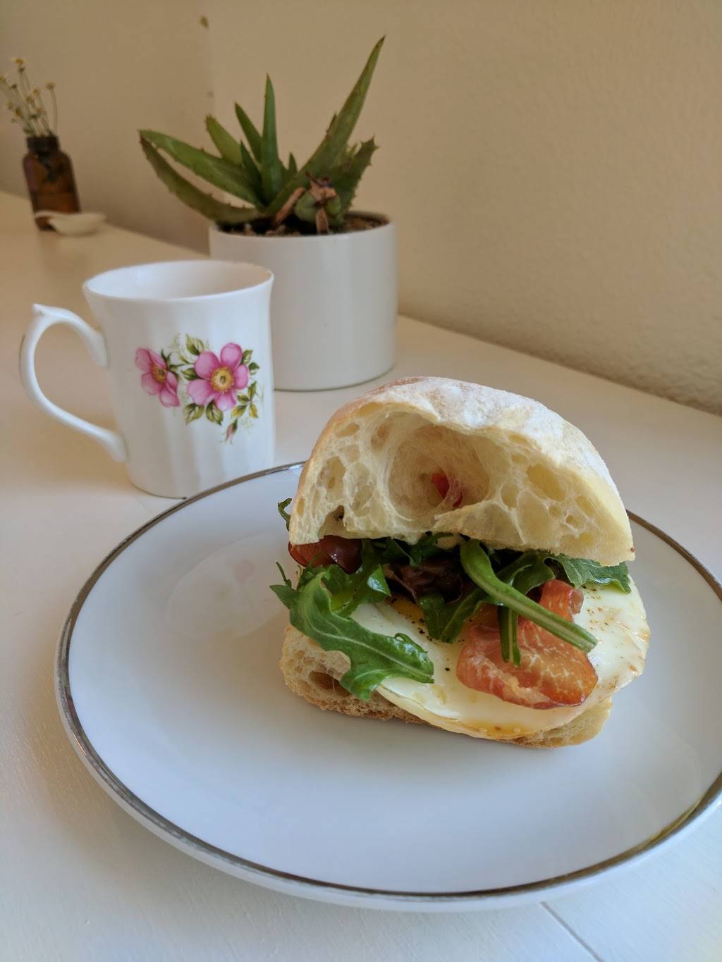 Vivienne Kitchen & Pantry | cafe | 4128 NE Sandy Blvd, Portland, OR 97212, USA | 5033842473 OR +1 503-384-2473