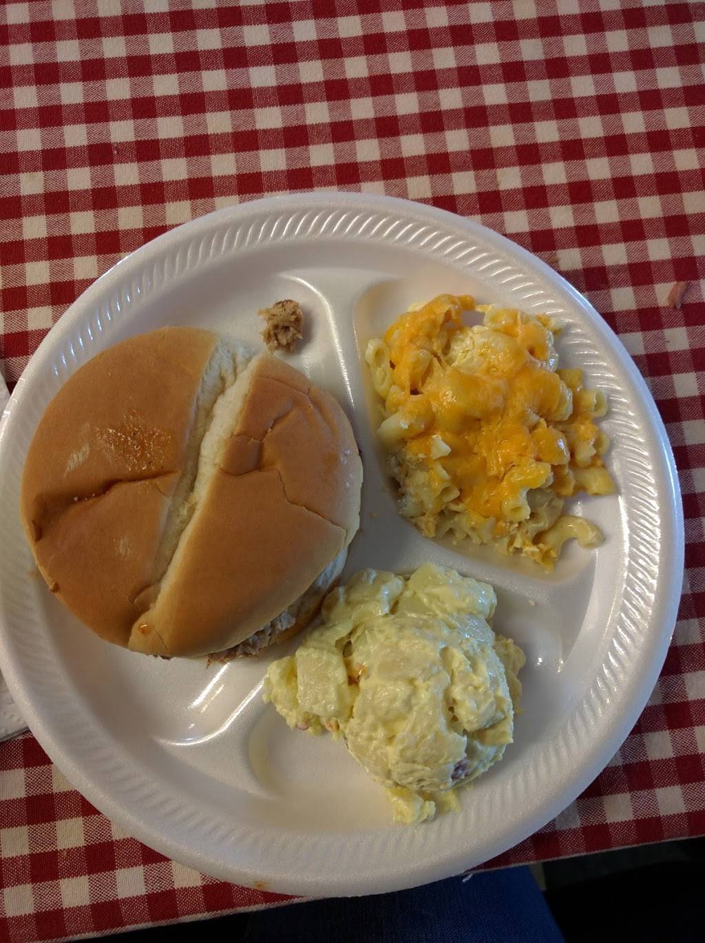 Freemans Bar-B-Que | restaurant | 1060 Sand Bar Ferry Rd, Beech Island, SC 29842, USA | 8038271623 OR +1 803-827-1623