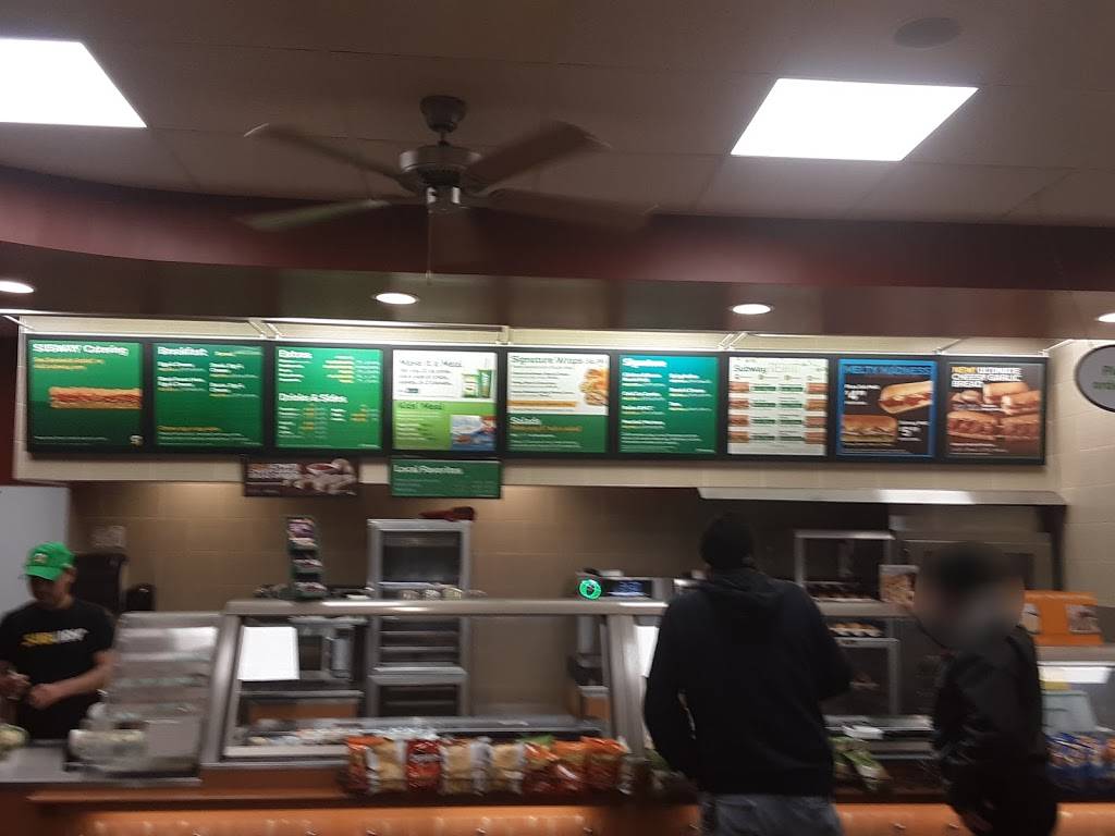 Subway | restaurant | 5401 St Clair Ave, Cleveland, OH 44103, USA | 2162421249 OR +1 216-242-1249