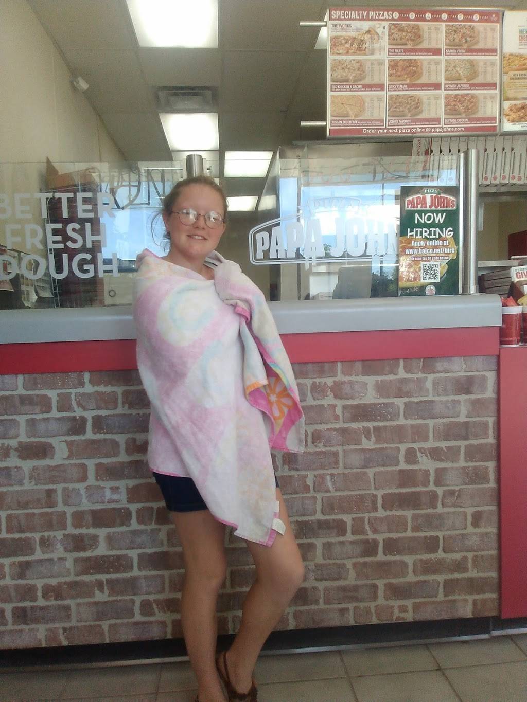 Papa Johns Pizza | restaurant | 1639 Broadway St, Pekin, IL 61554, USA | 3093537272 OR +1 309-353-7272