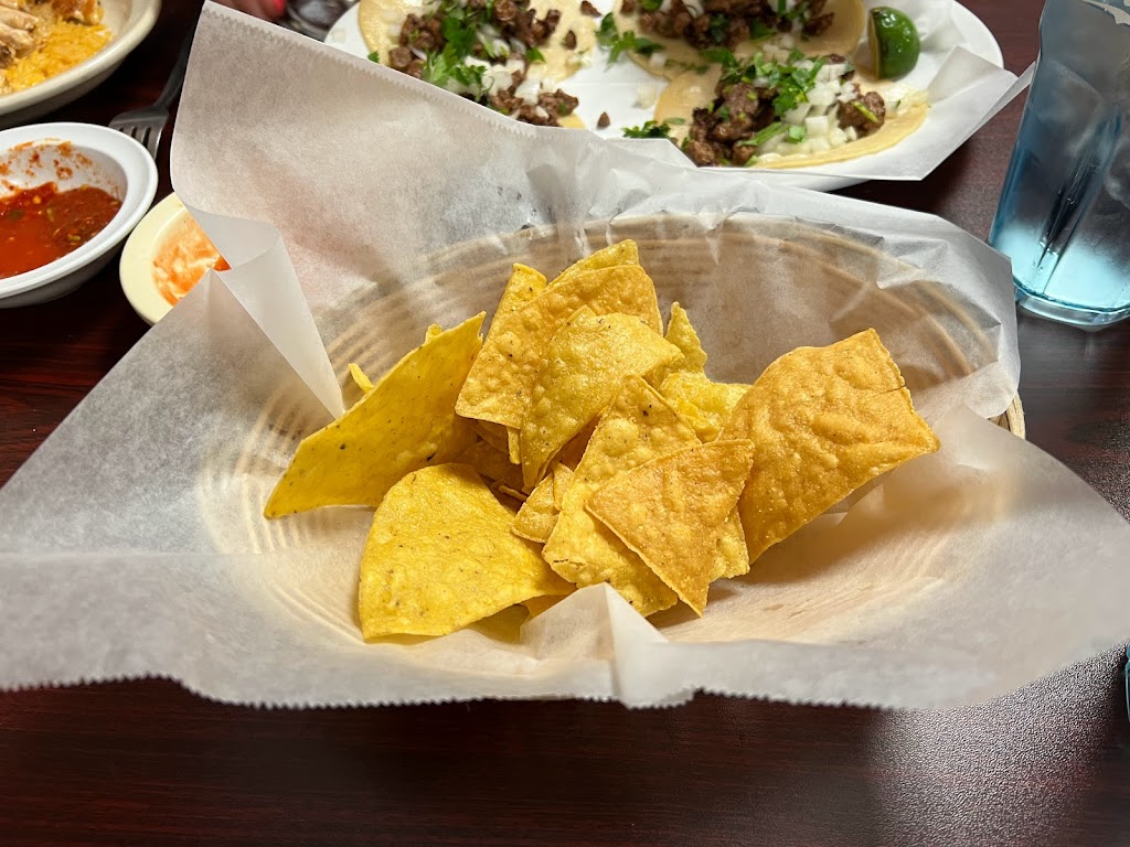 El Rancho Viejo Mexican Restaurant | restaurant | 209 W Main St, Council Grove, KS 66846, USA | 6207676405 OR +1 620-767-6405