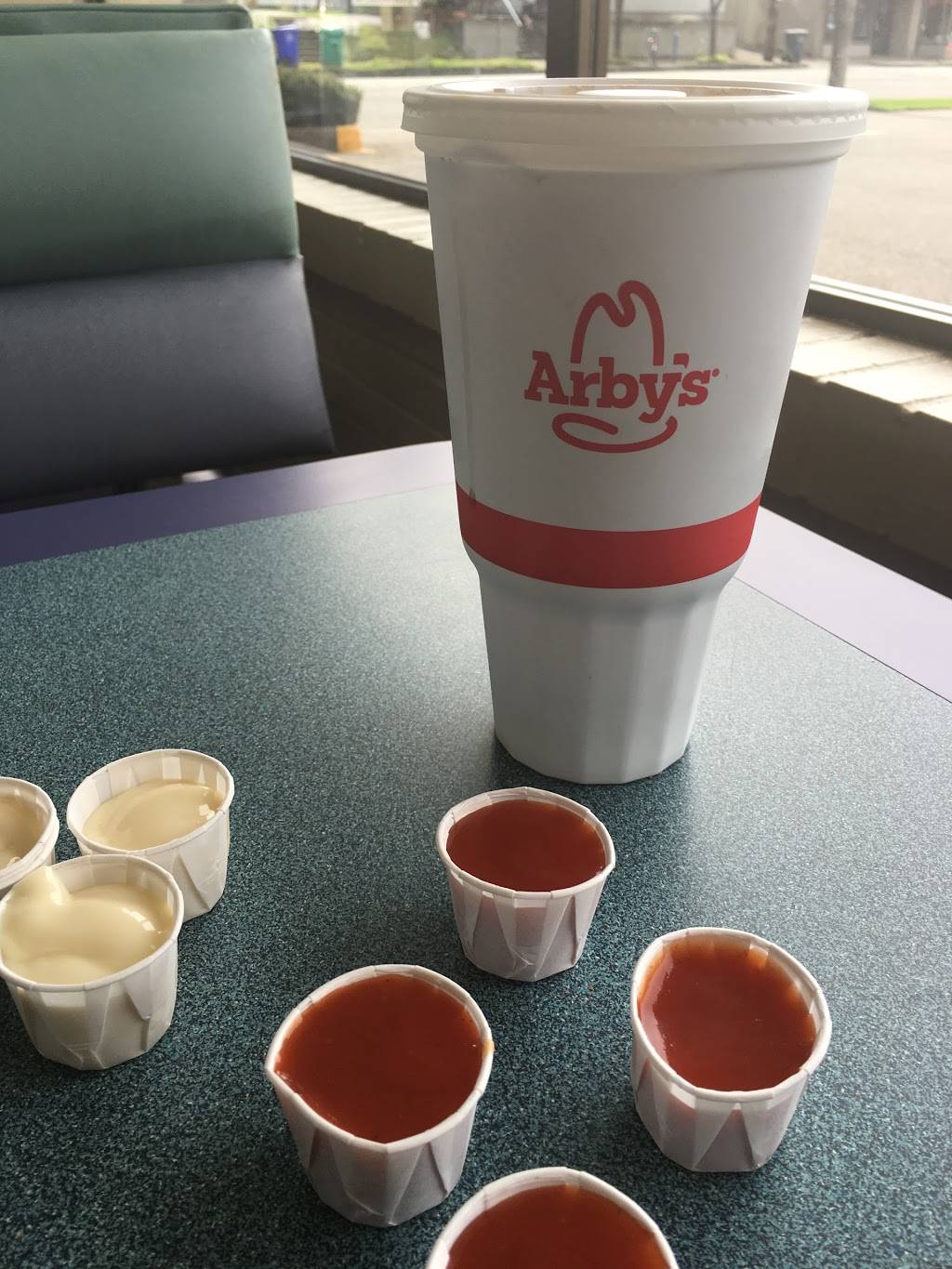 Arbys | restaurant | 3171 N Lombard St, Portland, OR 97217, USA | 5037353841 OR +1 503-735-3841