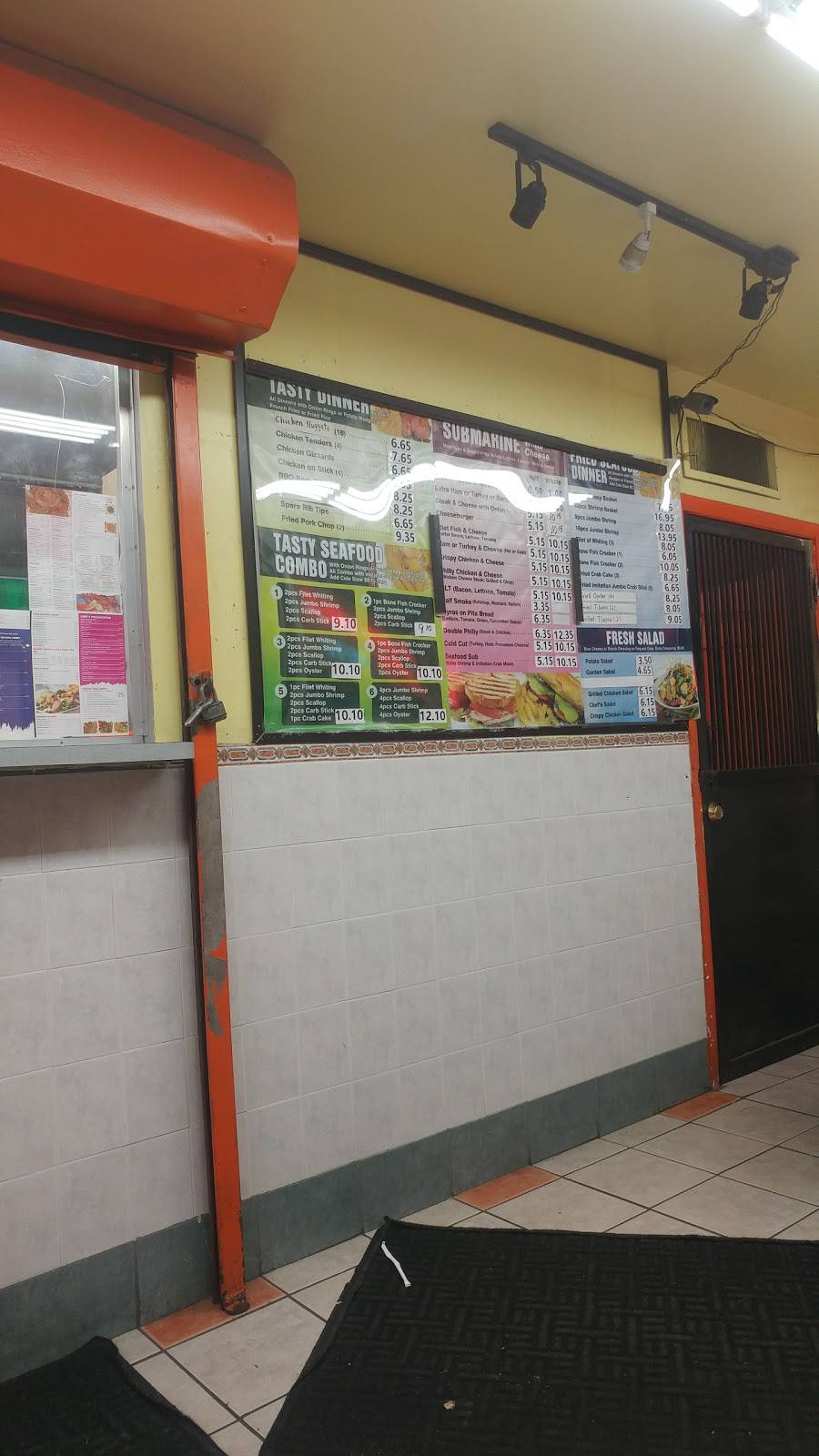 Tasty Carry Out | meal takeaway | 4810 Marlboro Pike, Capitol Heights, MD 20743, USA | 3019670900 OR +1 301-967-0900