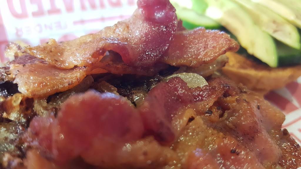 Smashburger | Delivery & Takeout Available | restaurant | 4821 E Grant Rd Suite D, Tucson, AZ 85712, USA | 5206240122 OR +1 520-624-0122