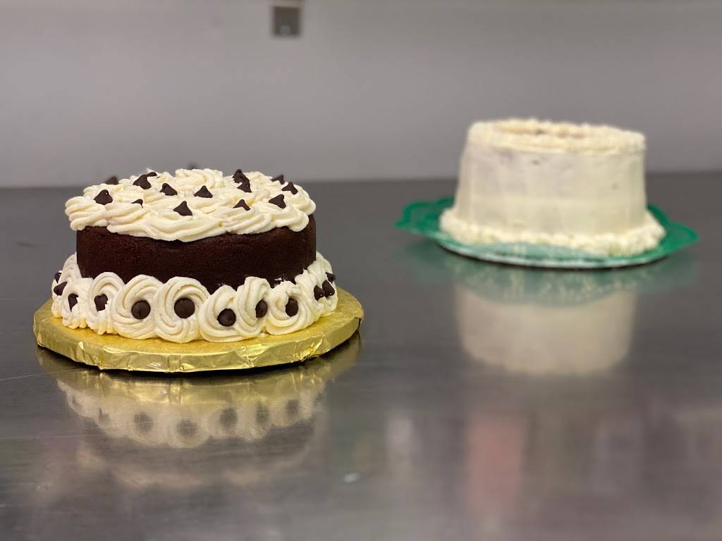 Claudias Heavenly Flans & Cakes | bakery | 21957 US Hwy 19 N, Clearwater, FL 33765, USA | 7277546857 OR +1 727-754-6857